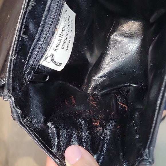 Karam Handbags Inc. Gold Lizard crossbody bag - Picture 15 of 15